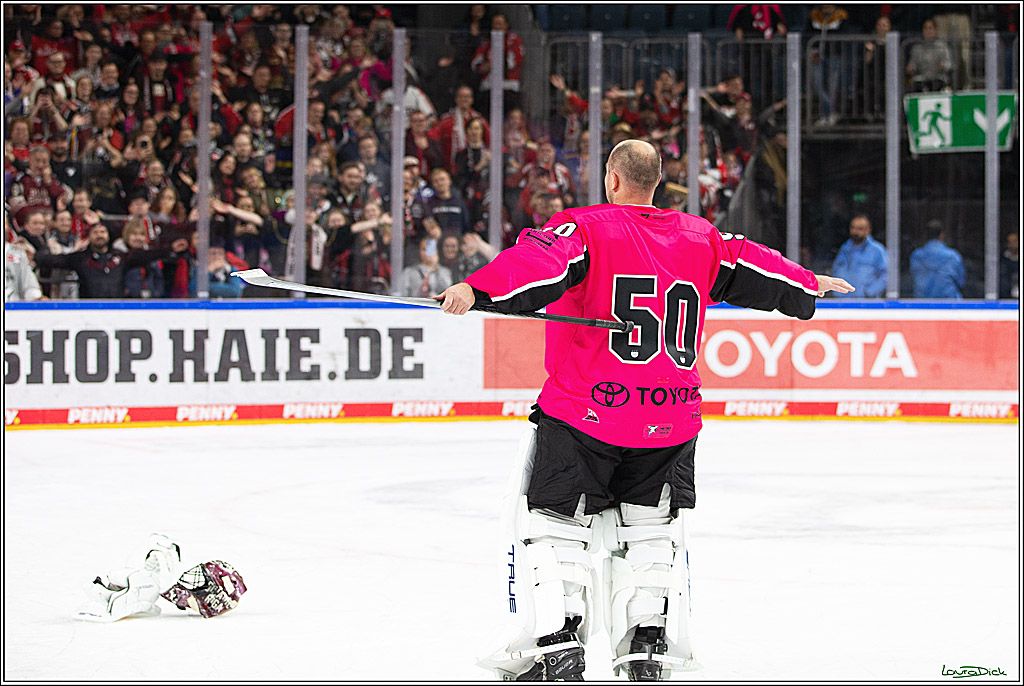 Welcome to the Show – Haie gewinnen 2:0 gegen Straubing