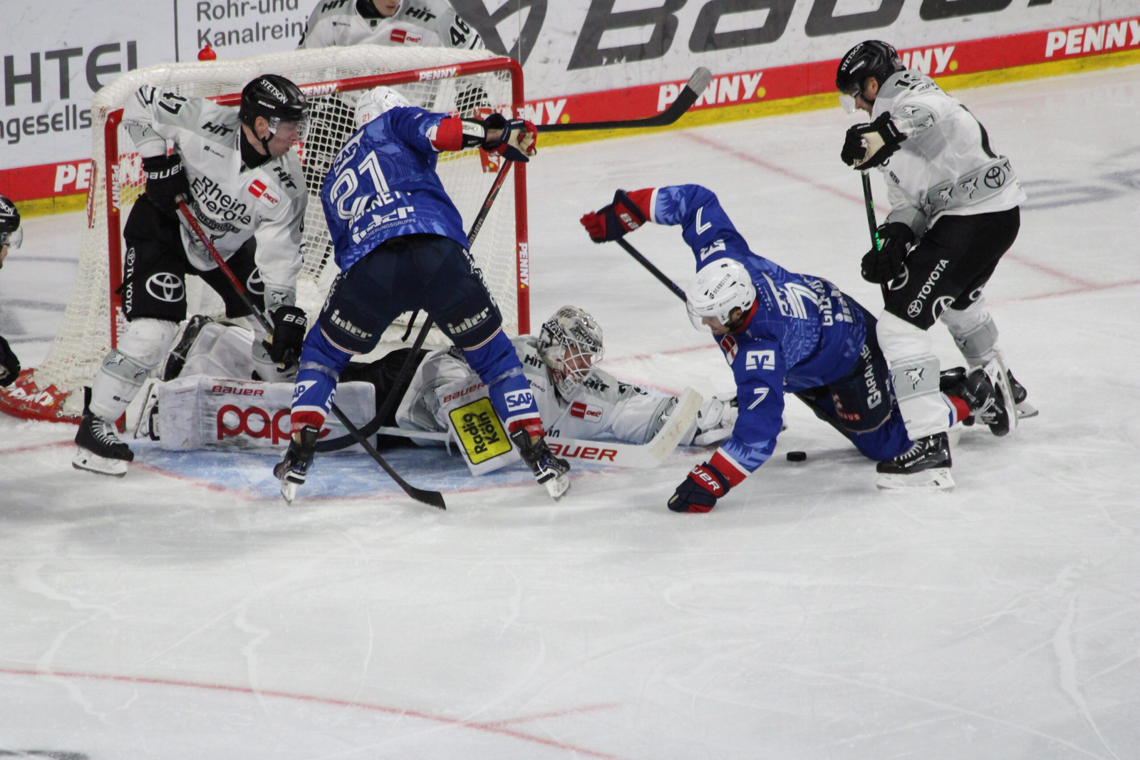 1:5 in Mannheim – Rückschlag vor den Playoffs